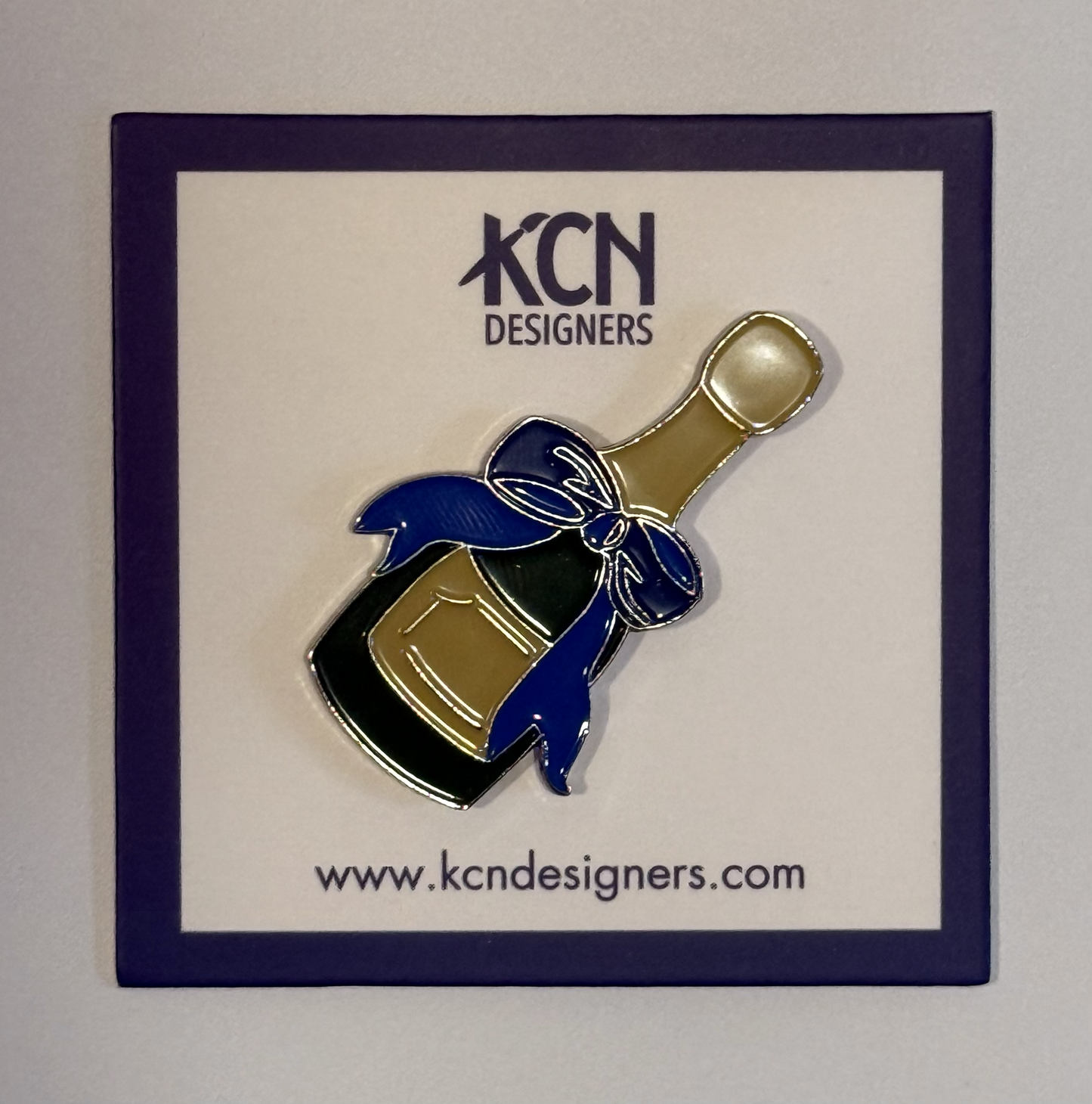 Champagne Bottle Needleminder